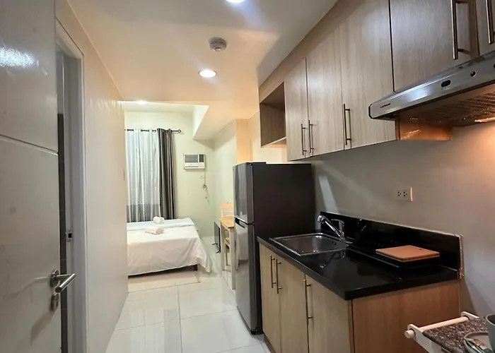 Prime Salcedo Square 2 Beds * Manila